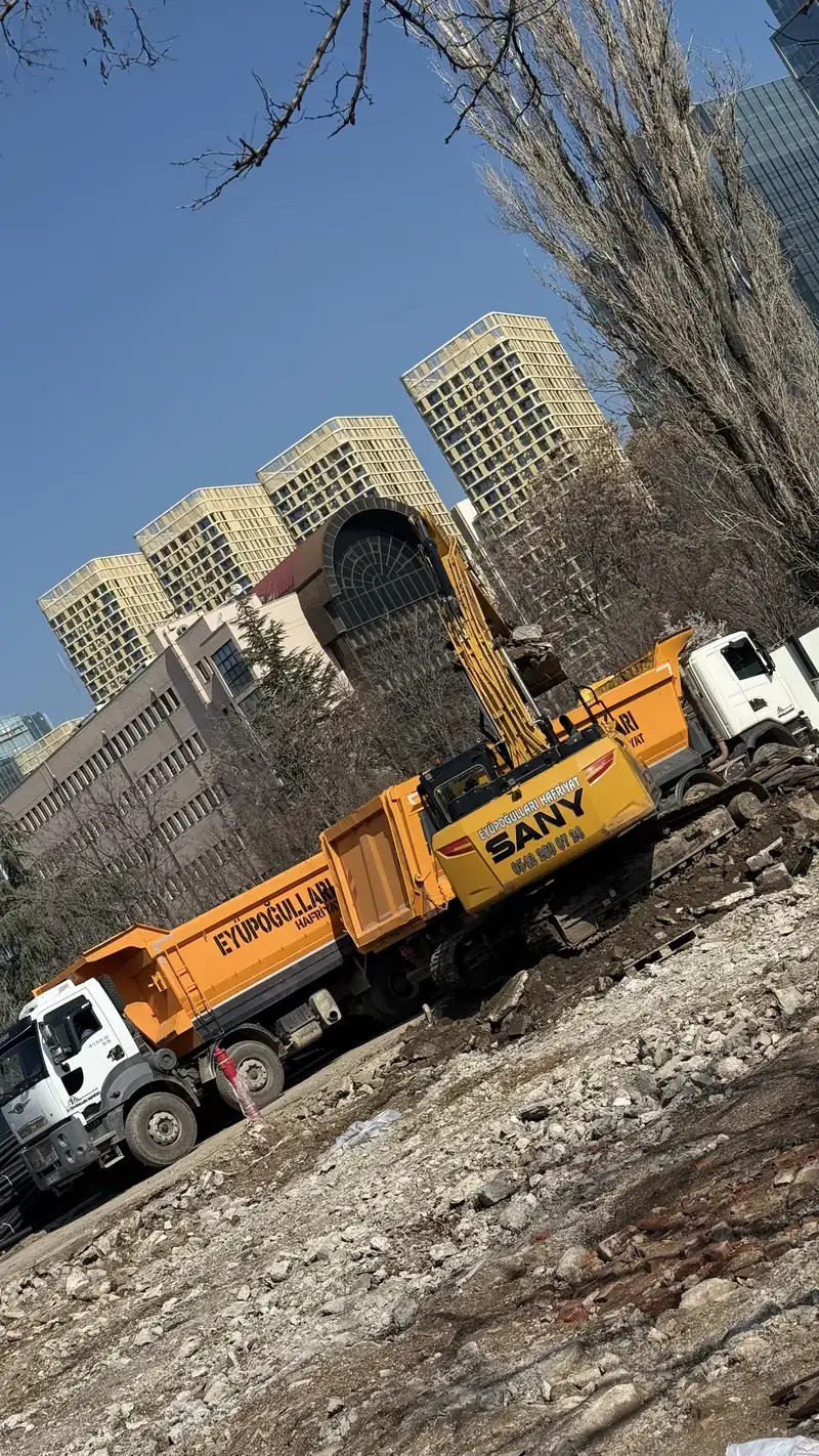 Yıkım ve kırım Ankara